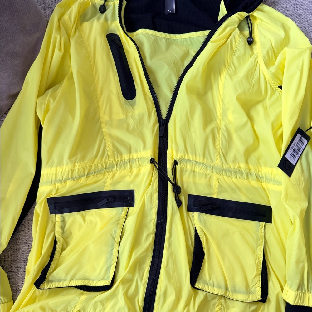 Savvi Yellow Windbreaker Jacket with Black Accents Xl NWT